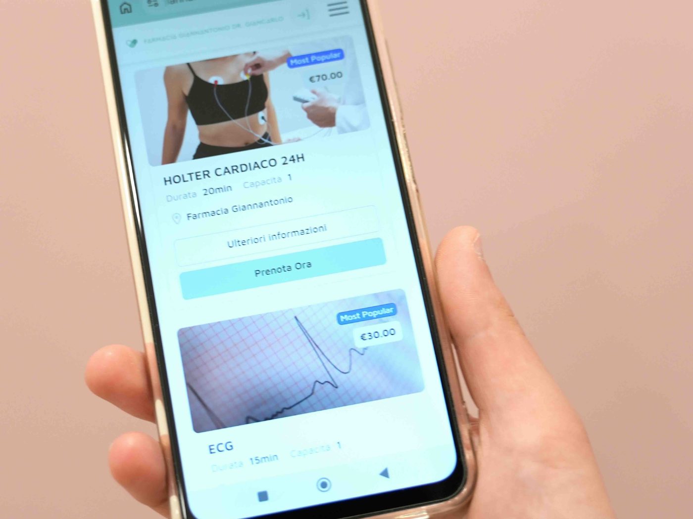 Il portale prenotazioni della farmacia su smartphone